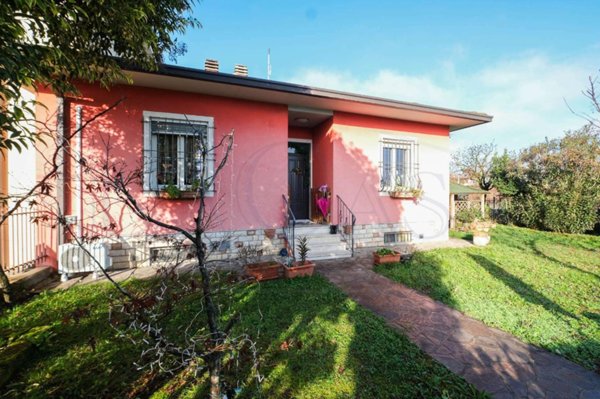 casa indipendente in vendita a Rodengo Saiano in zona Ponte Cingoli