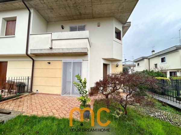 casa indipendente in vendita a Rodengo Saiano in zona Moie