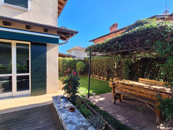 casa indipendente in vendita a Rodengo Saiano