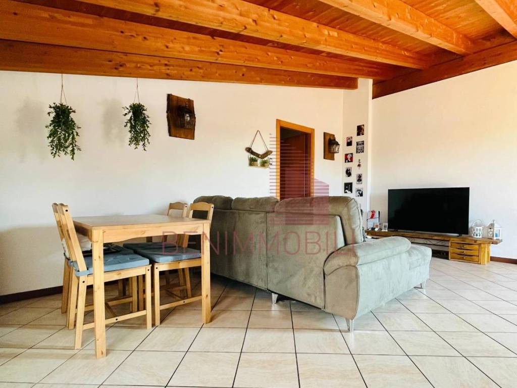 appartamento in vendita a Rodengo Saiano