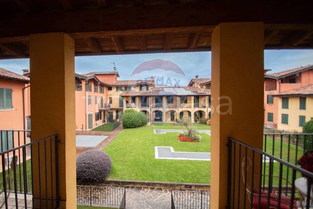 appartamento in vendita a Rodengo Saiano