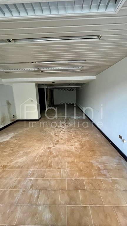 locale di sgombero in vendita a Rodengo Saiano in zona Ponte Cingoli