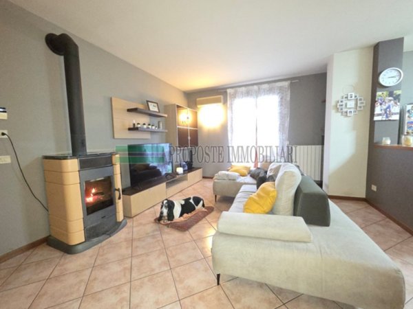 casa indipendente in vendita a Rodengo Saiano