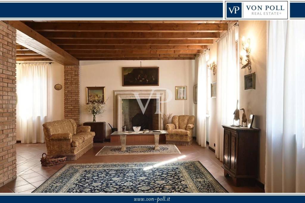 casa indipendente in vendita a Roè Volciano in zona Trobiolo