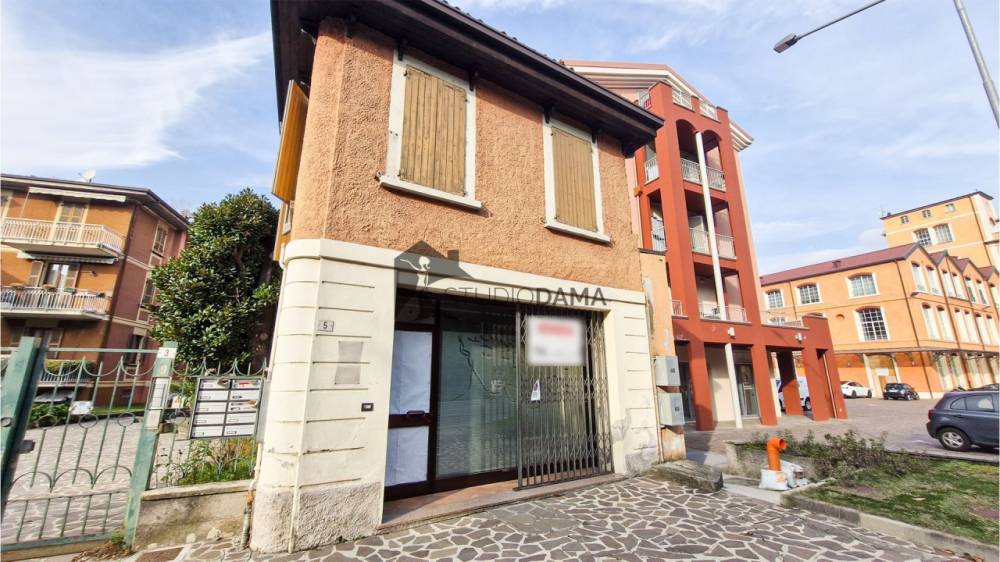 casa indipendente in vendita a Roè Volciano