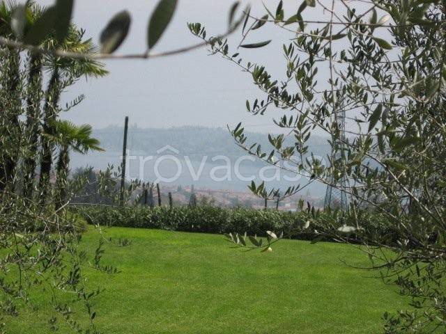 villa in vendita a Roè Volciano