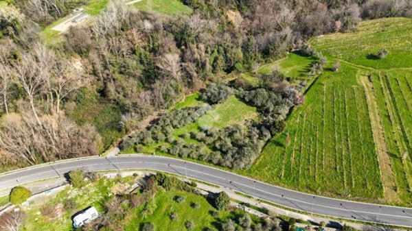 terreno edificabile in vendita a Roè Volciano in zona Volciano