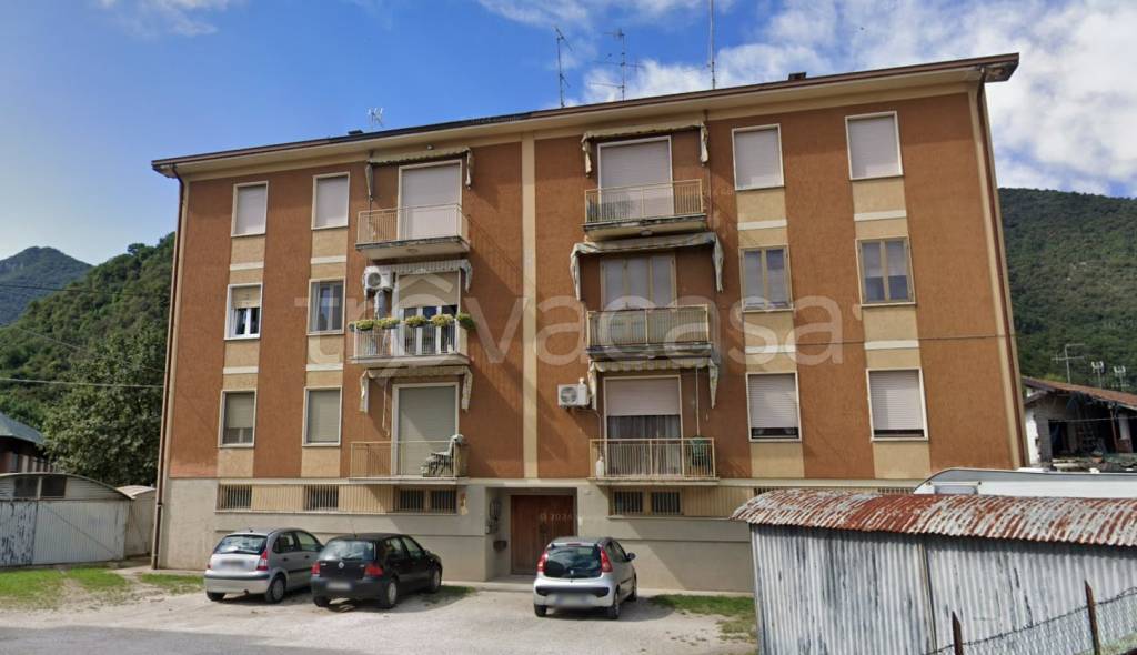 appartamento in vendita a Roè Volciano