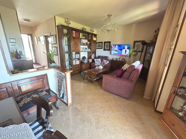 casa indipendente in vendita a Roè Volciano