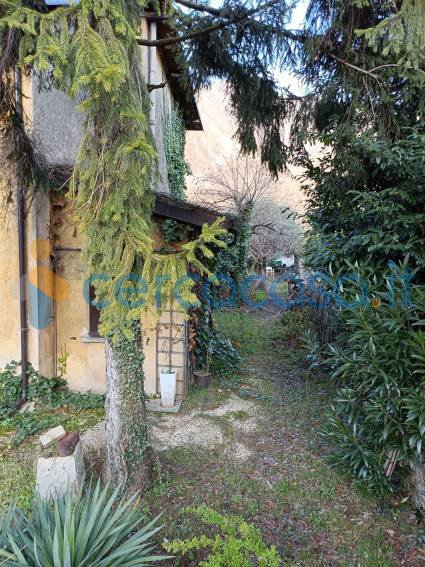 casa indipendente in vendita a Roè Volciano
