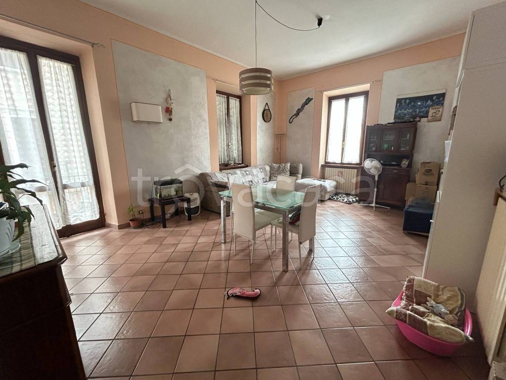 appartamento in vendita a Roè Volciano