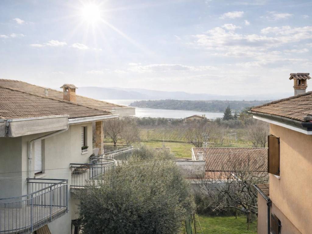 casa indipendente in vendita a Roè Volciano