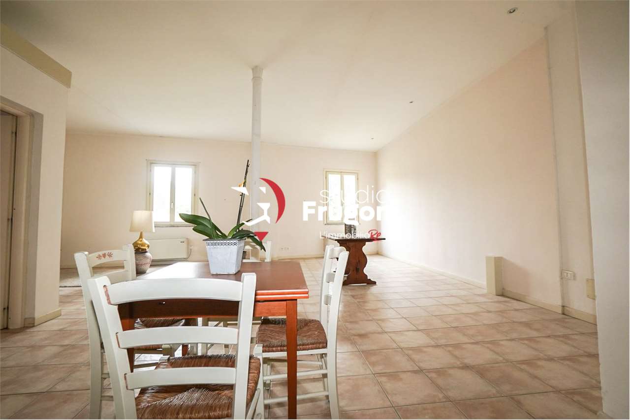 appartamento in vendita a Roè Volciano