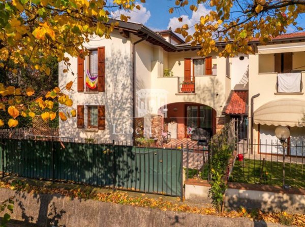 casa indipendente in vendita a Roè Volciano in zona Volciano