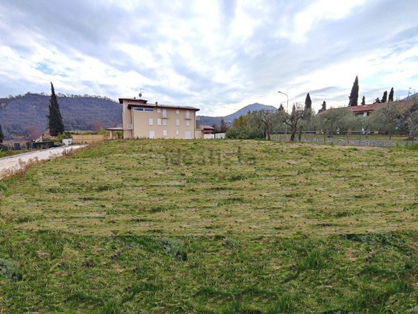 villa in vendita a Roè Volciano