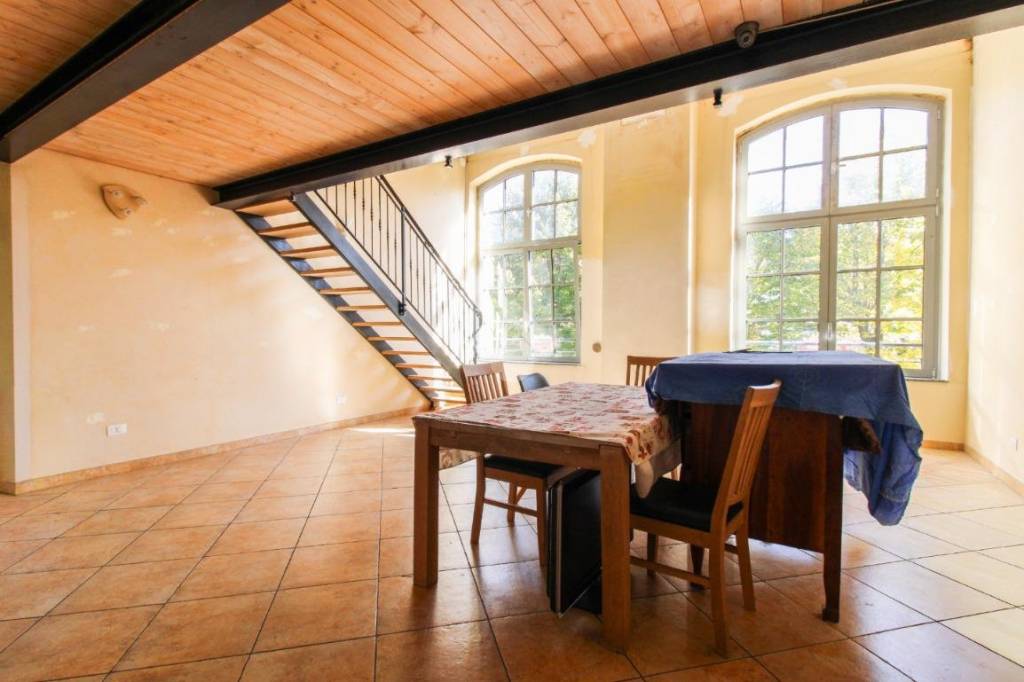 appartamento in vendita a Roè Volciano in zona Volciano