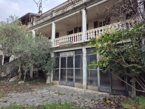 casa indipendente in vendita a Roè Volciano