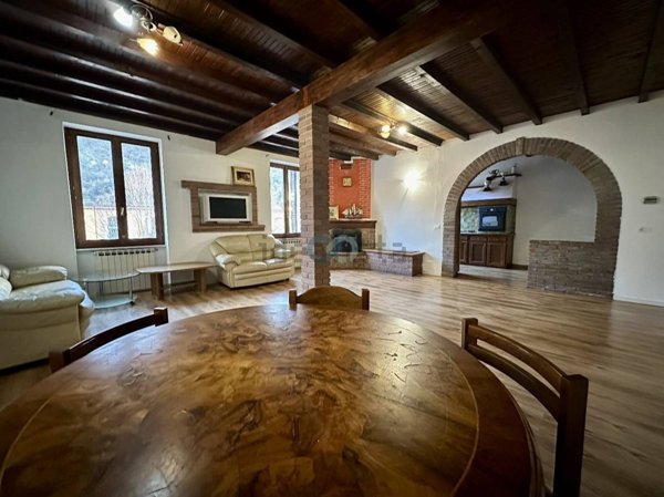 appartamento in vendita a Roè Volciano