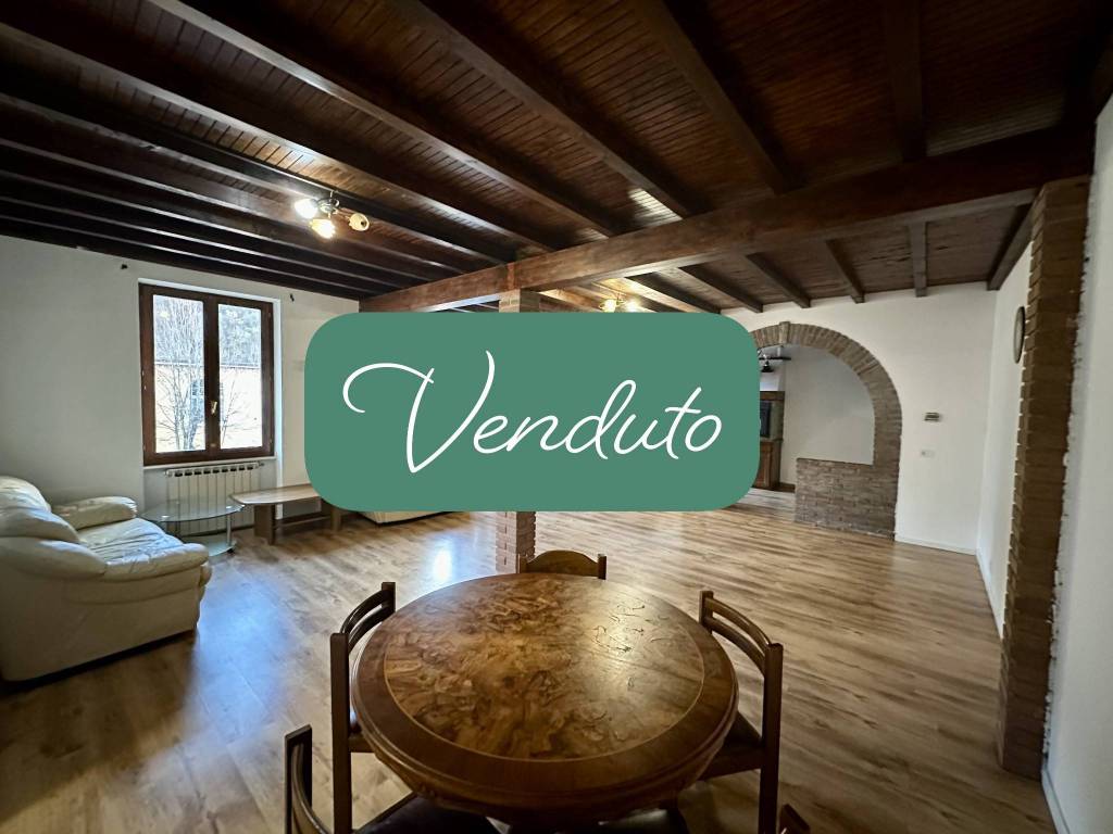 appartamento in vendita a Roè Volciano