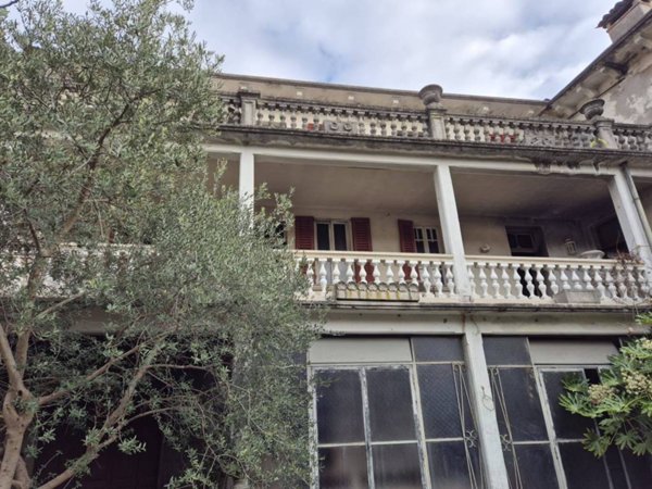 casa indipendente in vendita a Roè Volciano