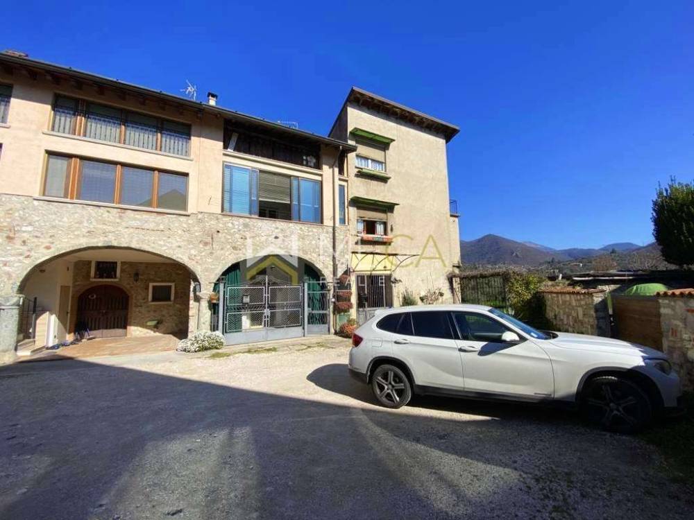 casa indipendente in vendita a Roè Volciano in zona Volciano