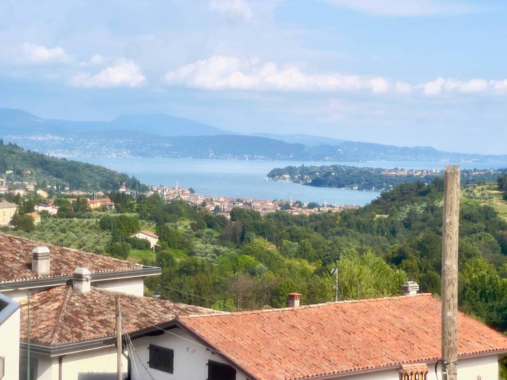 intera palazzina in vendita a Roè Volciano