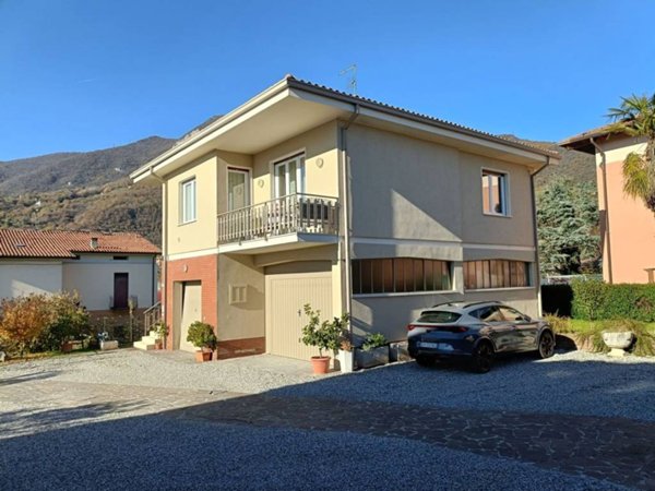 casa indipendente in vendita a Roè Volciano