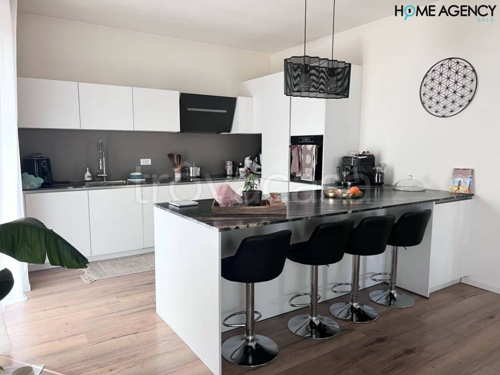 casa indipendente in vendita a Roè Volciano in zona Tormini