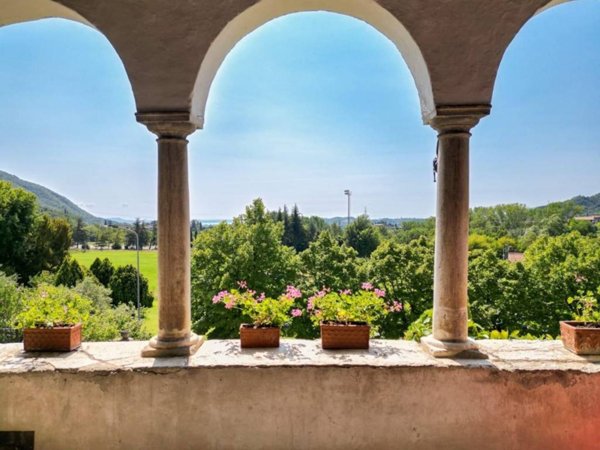 appartamento in vendita a Roè Volciano in zona Volciano