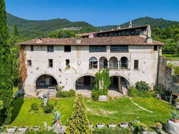 casa indipendente in vendita a Roè Volciano