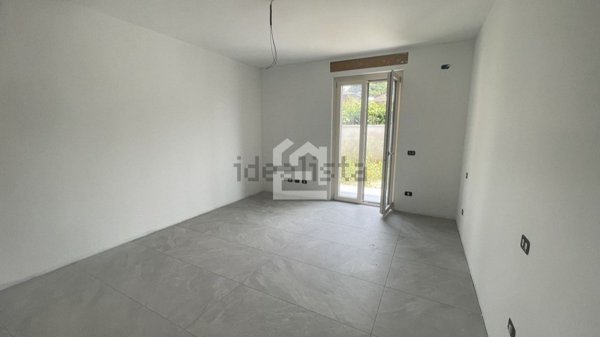 casa indipendente in vendita a Roè Volciano