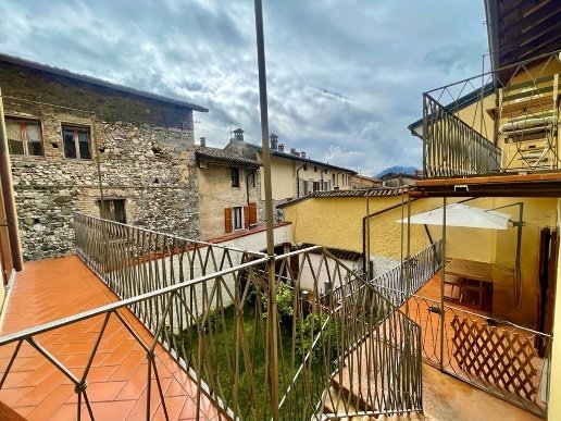 appartamento in vendita a Roè Volciano