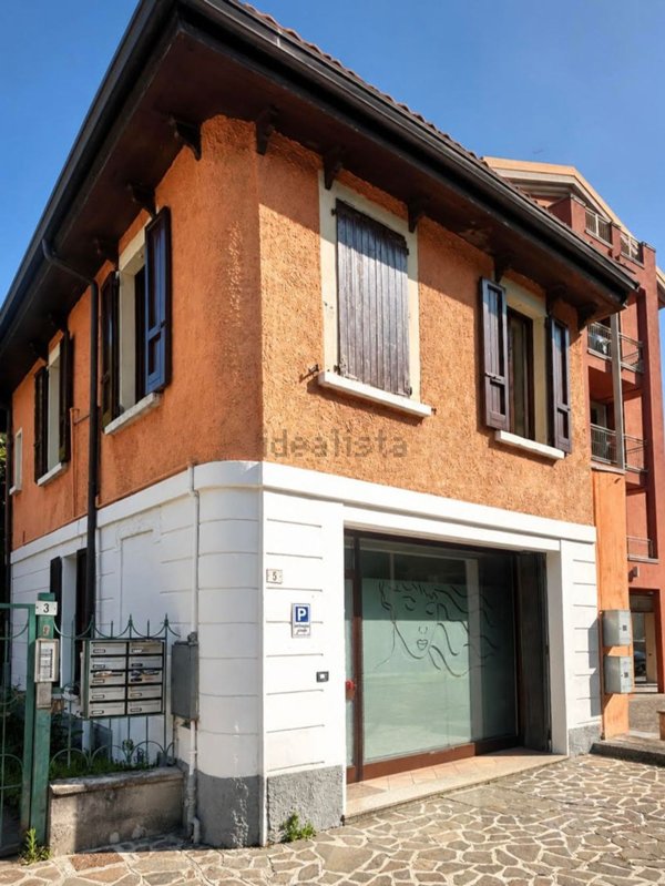 quadrivano in vendita a Roè Volciano in zona Gazzane