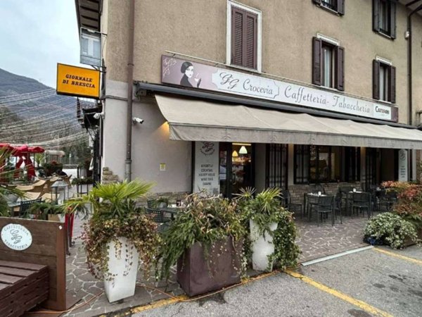 negozio in vendita a Roè Volciano in zona Tormini