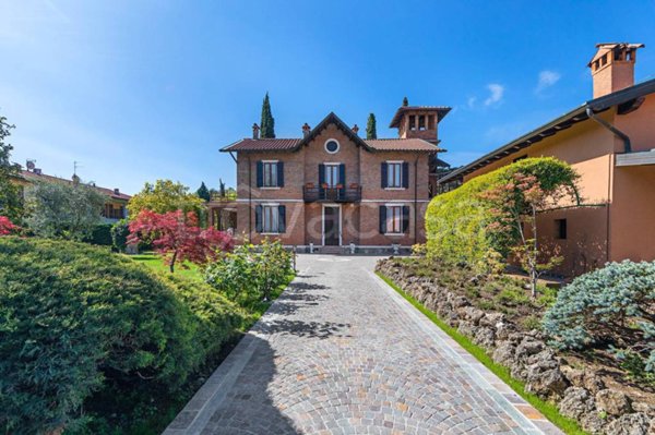 casa indipendente in vendita a Roè Volciano in zona Volciano