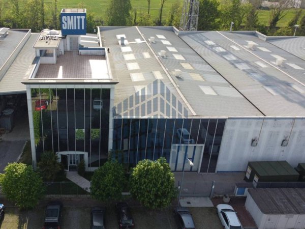 locale commerciale in vendita a Roncadelle