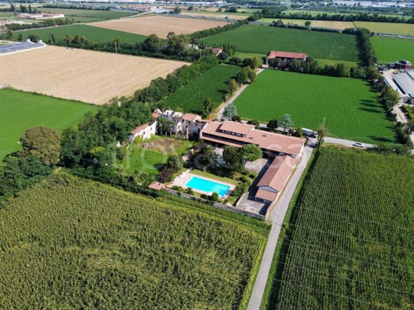 villa in vendita a Roncadelle