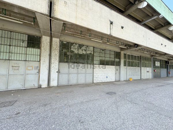 ufficio in vendita a Roncadelle