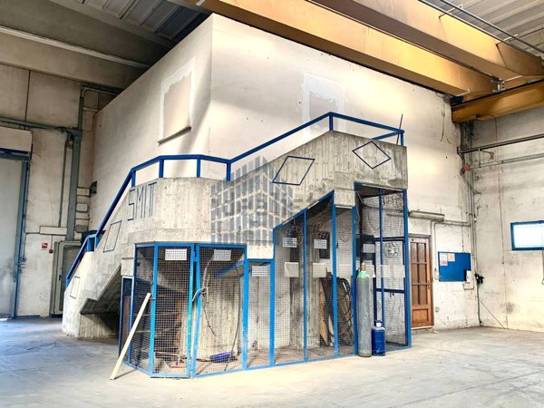 capannone in vendita a Roncadelle