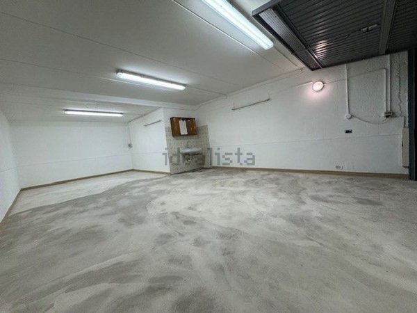 locale di sgombero in vendita a Roncadelle