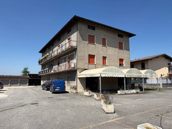 negozio in vendita a Roncadelle
