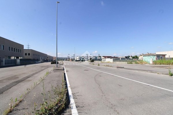 terreno edificabile in vendita a Rovato