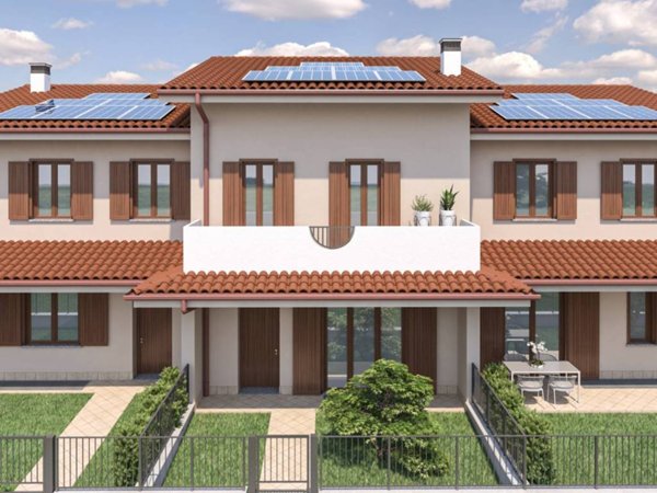 casa indipendente in vendita a Rovato