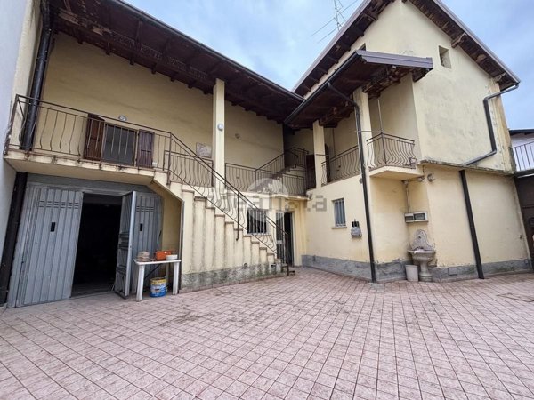 appartamento in vendita a Rovato