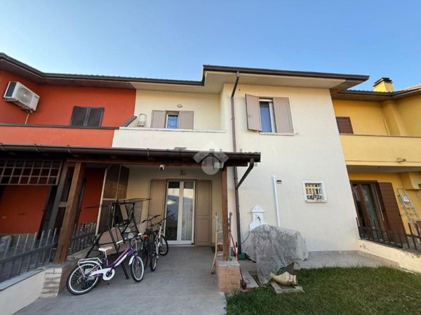casa indipendente in vendita a Rovato