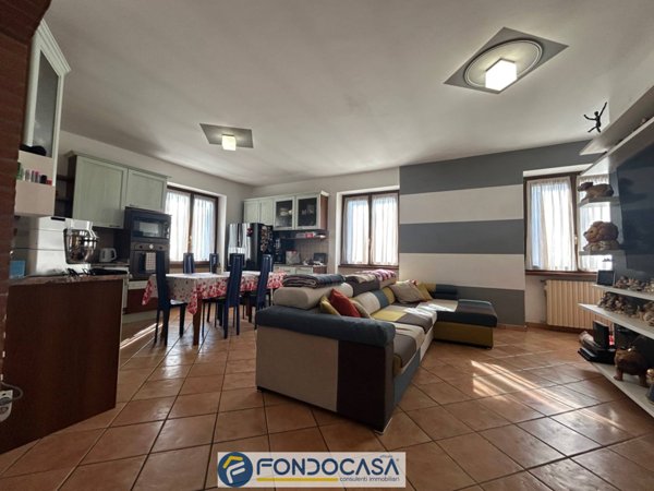 appartamento in vendita a Rovato in zona Lodetto