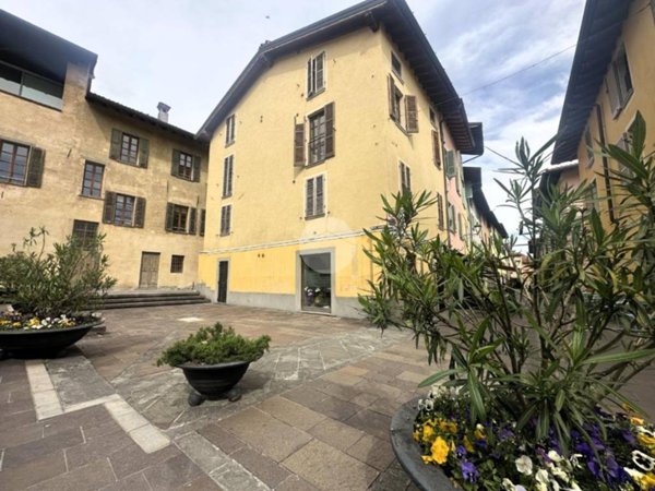 intera palazzina in vendita a Rovato