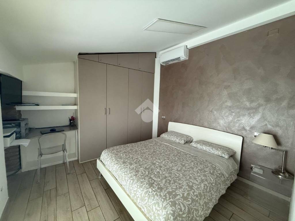 appartamento in vendita a Rovato in zona San Giorgio