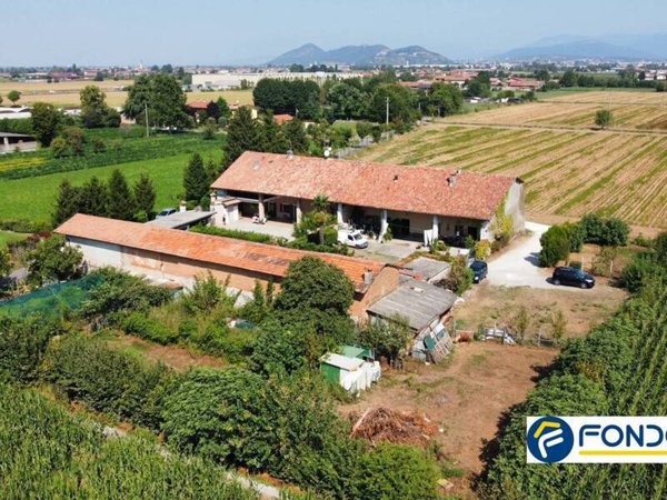 casa indipendente in vendita a Rovato