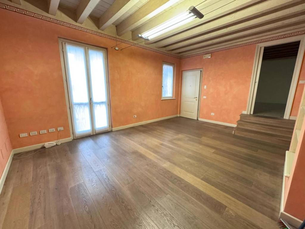 appartamento in vendita a Rovato